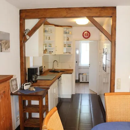 Gemuetliches Mit Terrasse Und Carport In 別荘 Hohenfelde